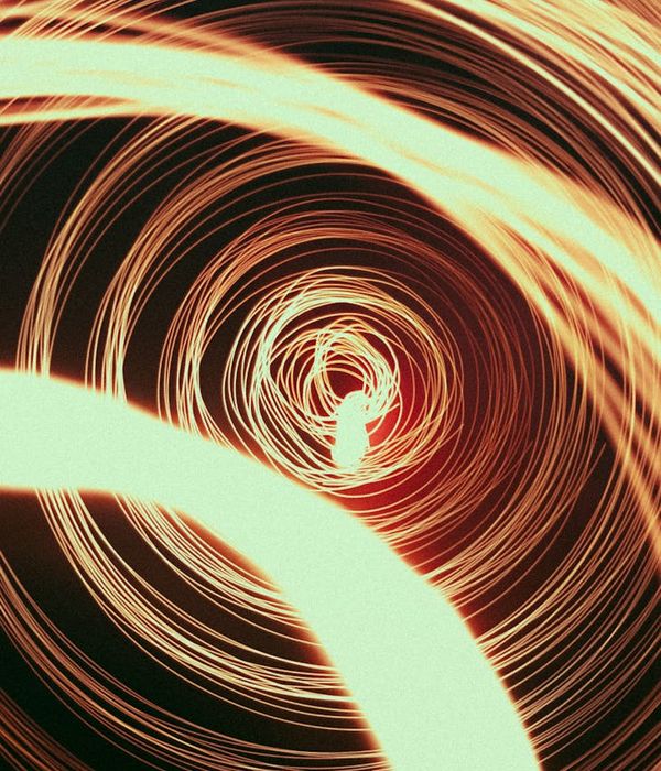 Abstract glowing lines representing visual focus and concentration